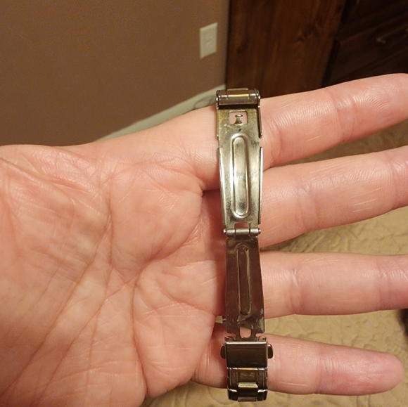 Watch - Picture 3 of 4